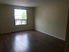 Orillia- Large One Bedroom Apartment - Photo 3