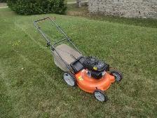 Tondeuse a gazon HUSQVARNA avec sac moteur HONDA 6 hp 21''
