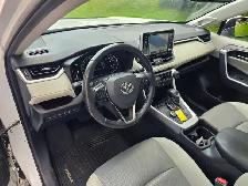 2019 Toyota RAV4 Limited Sunroof REMOTE START,Leather Heated / v - Photo 16