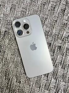 Apple iPhone 15 pro  (128 GB) – Certified Pre-Owned ! $850 - Photo 4