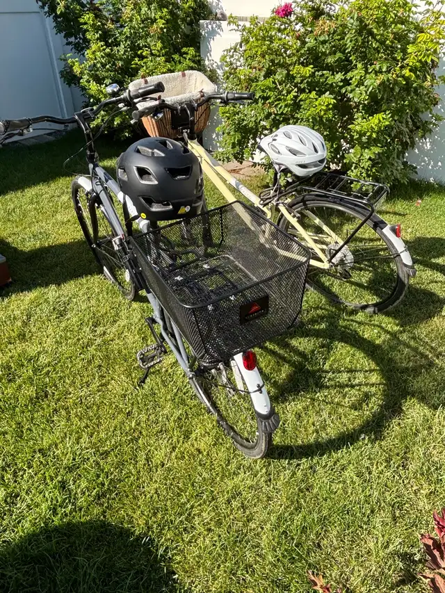 He and she Bicycles
