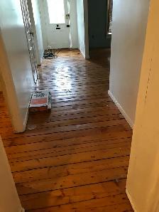 Charming 2-Bedroom House for Sale in Belleville - Photo 3