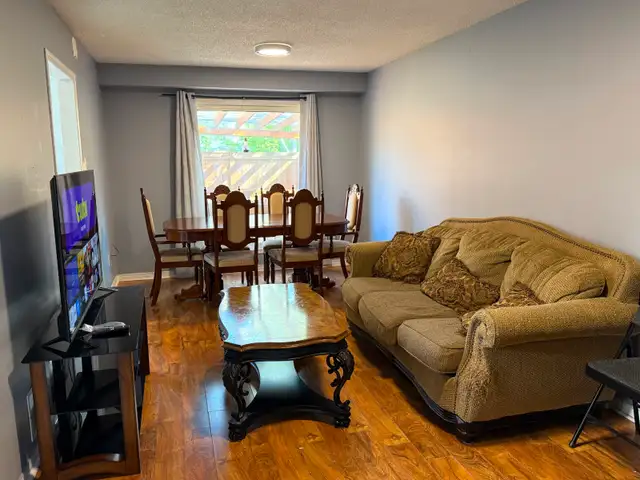 Detached Home for rent in Oshawa!!