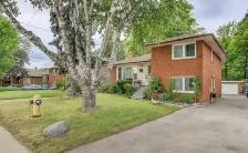 2 Bedroom, 1 Bath, 2 Parking House for RENT