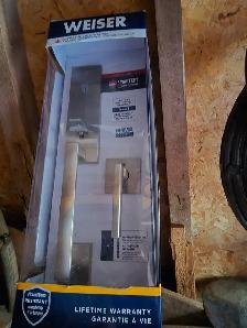 New...Water pumps, windows, door handles for sale cheap.. - Photo 6