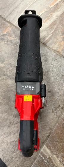 Cordless Milwaukee 2821-20 Reciprocating Sawzall - Photo 3