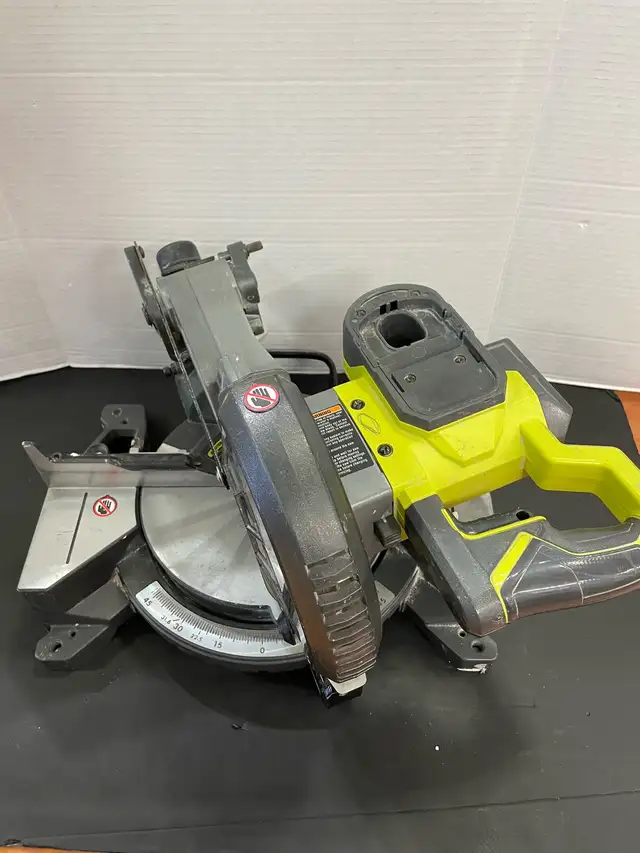 RYOBI MITER SAW P553