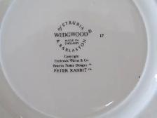 Wedgwood Peter Rabbit Plate – "Peter was not well" - Photo 2