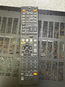 Yamaha RX-V473 AV Receiver W/Aftermarket Remote - Photo 3