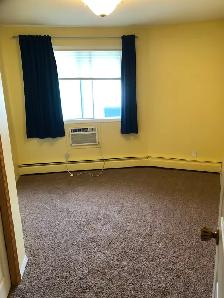 2 Bedroom Condo For Sale - Photo 8