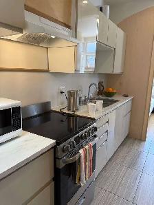 Leslieville Therapy and Wellness Office Rental - Photo 3