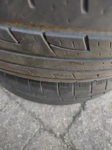 1 pneu été ARIVO 235-60R17