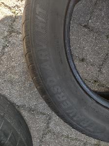 1 pneu été ARIVO 235-60R17 - Photo 2