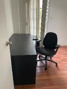 Furnished Room with Shared Shower. walking distance to York UNIV - Photo 4
