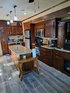 2015 Cedar Creek Destination trailer for sale - Photo 9