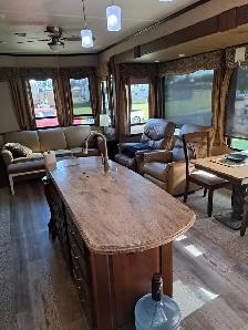 2015 Cedar Creek Destination trailer for sale - Photo 10