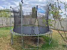 10 feet Trampoline for sale - Photo 2