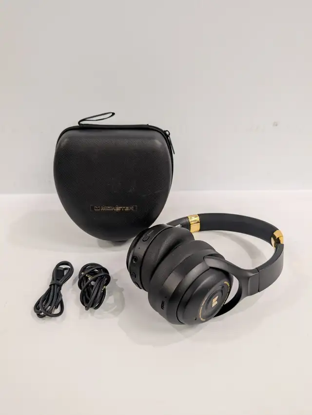 (B442) Monster MH31902 Bluetooth Headphones