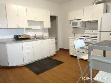 Room for rent, One min to metro Monk, All included, For female. - Photo 4