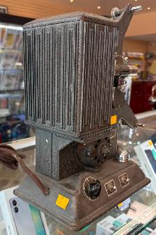 Vintage Keystone R-8 Collectable Camcorder Camera - Photo 3