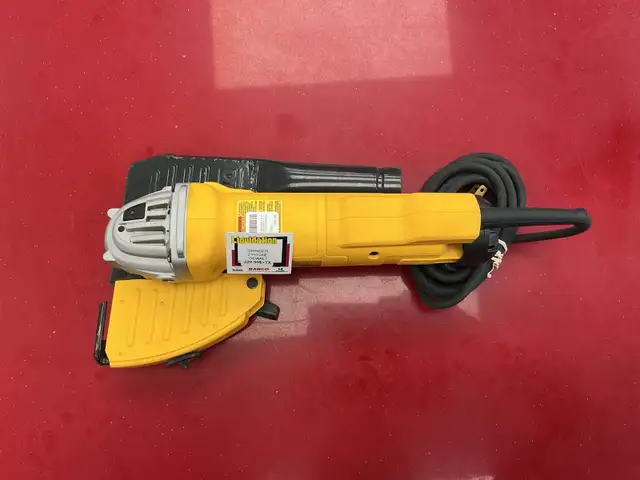 Meuleuse d’angle flaire Dewalt