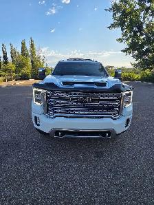 2022 GMC 2500HD Denali (6.6L V8 Gas) - Photo 2