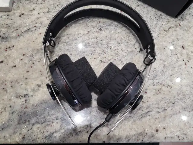 Sennheiser Momentum On-Ear