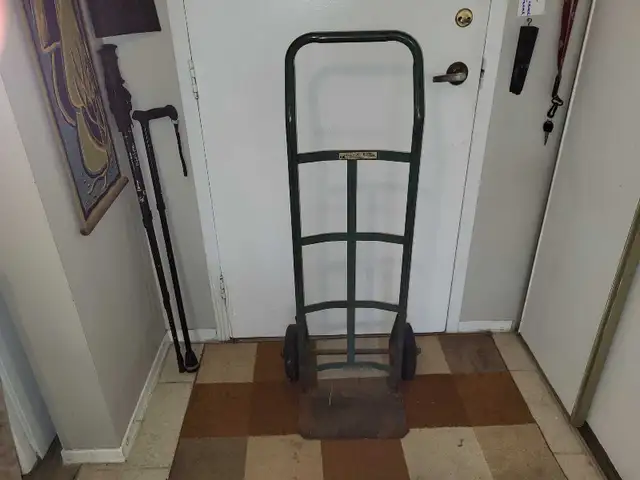 METEL HAND TRUCK