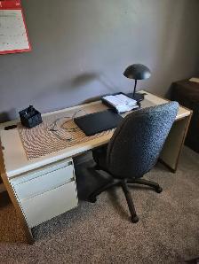 Industrial computer desk