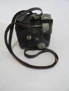 KODAK BROWNIE HAWKEYE CAMERA – Untested. - Photo 9
