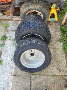 Lawn Tractor Tires - Photo 10