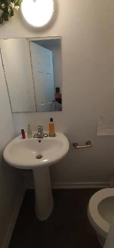 Private Furnished Basement Room onlyFor Female.All Included$475 - Photo 4