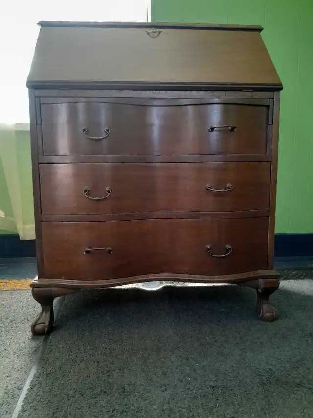 secretary desk $100