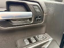 2020 GMC Sierra 1500 AT4 6.2L - Photo 16