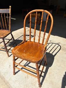 Antiques - Photo 3