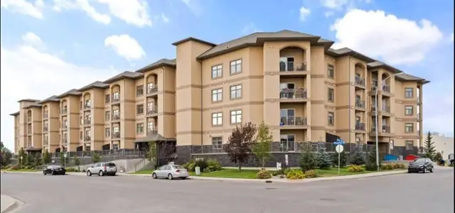 Premium Furnished Condo – Underground Heated Parking