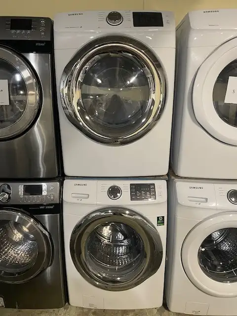 Laveuse sécheuse frontales blanches Samsung ( remis a neuf )