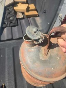 vintage 1 gallon gas can - Photo 3