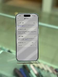 iPhone 17 Pro White Titanium - Photo 2