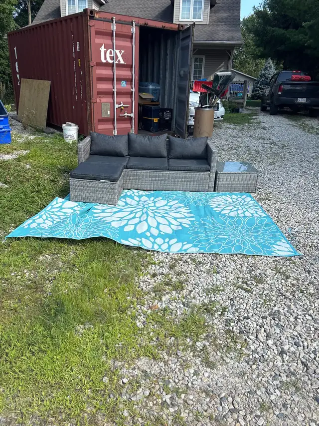outdoor patio furniture
