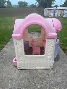 CHILD’S PLAY HOUSE.