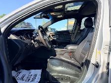 2016 Ford Taurus Limited AWD - Photo 2