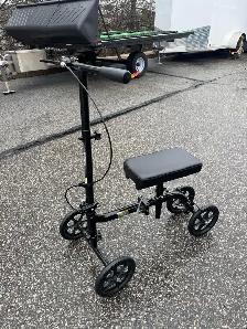 KNEE ROVER DELIVERY INCLUDED