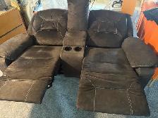 Powered Recliner couch 2 seats - Photo 5