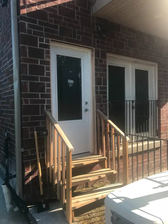 Cosy 1Bdrm w/utilities and high speed internet@Wilson Subway Stn