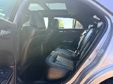 2018 Chrysler 300 300S AWD - Photo 11