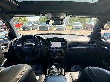 2018 Chrysler 300 300S AWD - Photo 13