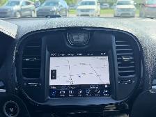 2018 Chrysler 300 300S AWD - Photo 18