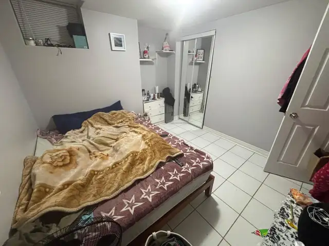 Rental Room available near Civic Hospital