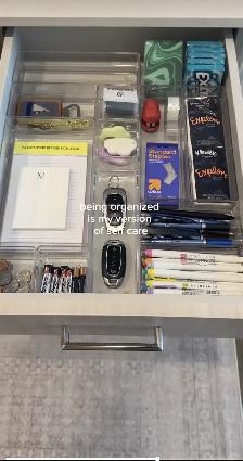 Professional Organizer & Closing cabins for winter - Photo 6